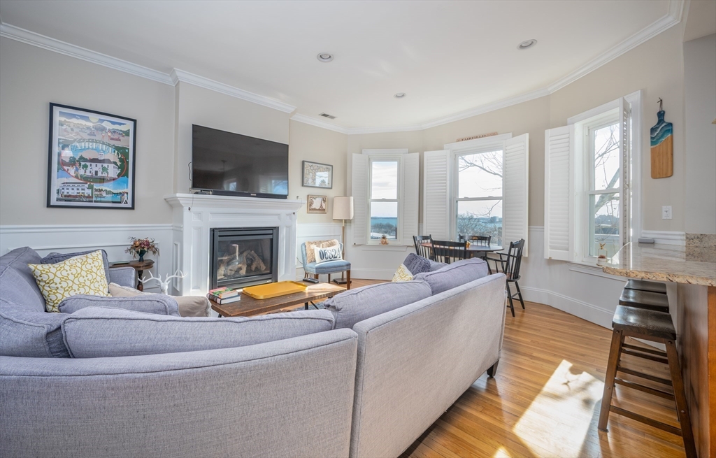 458 East 6th St # 3