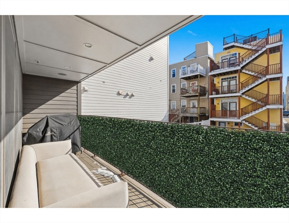 621 East First Street # 5 Unit: A-5