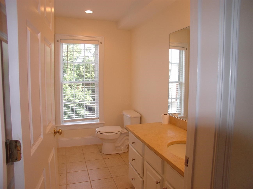 50 B Street # 6