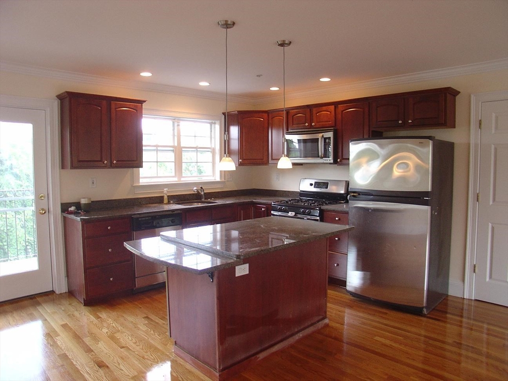 50 B Street # 6