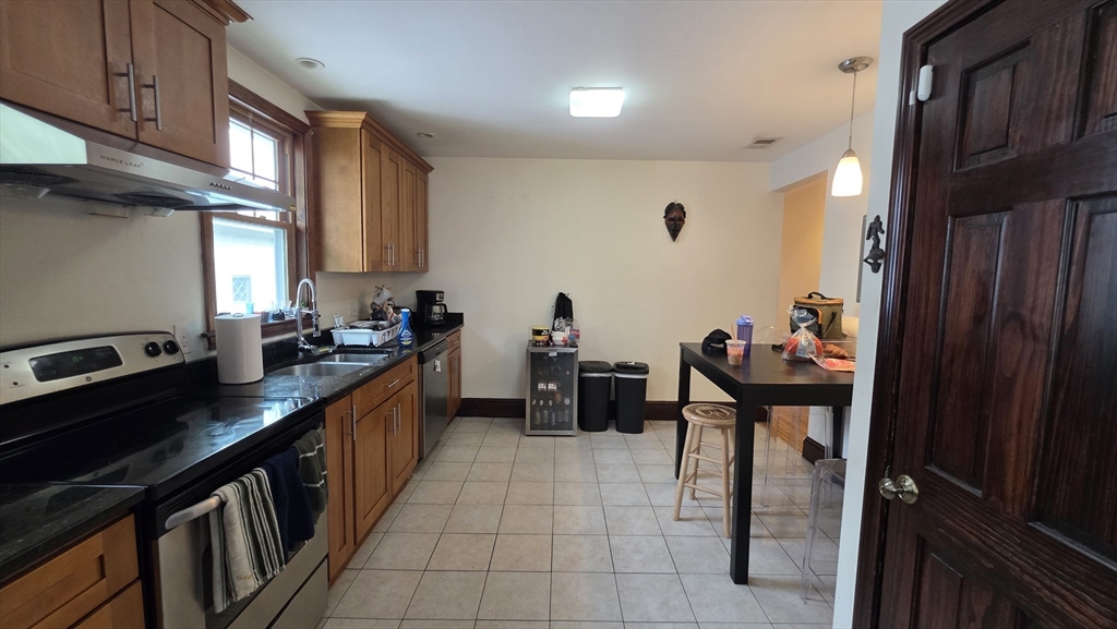 138 Nonantum St # 1