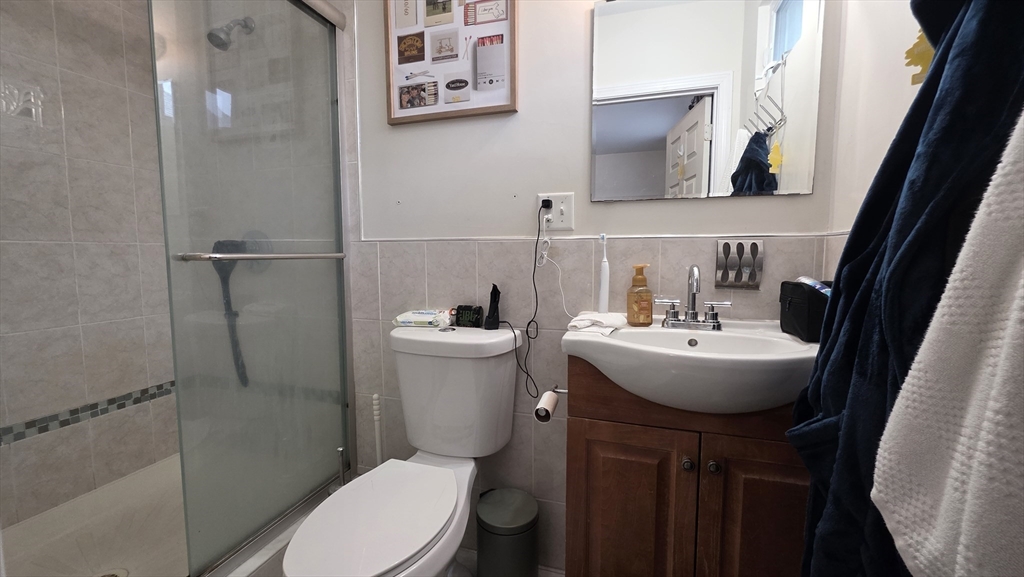 138 Nonantum St # 1