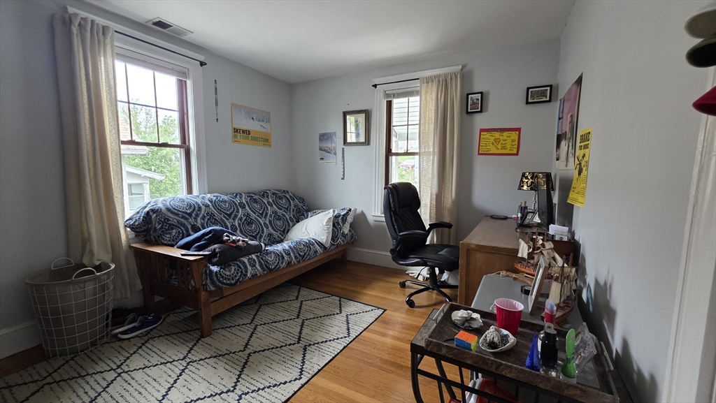 138 Nonantum St # 1