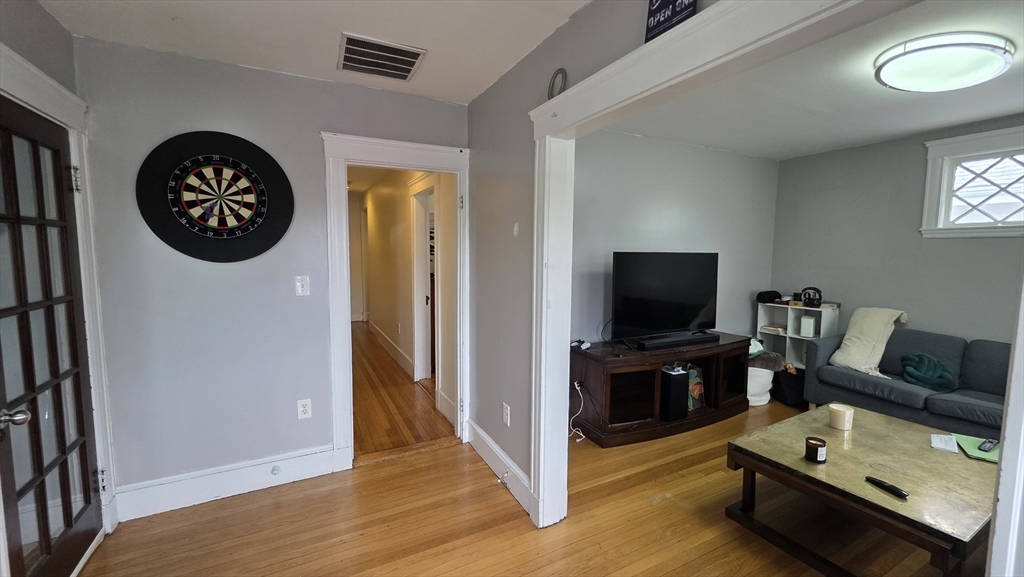 138 Nonantum St # 1