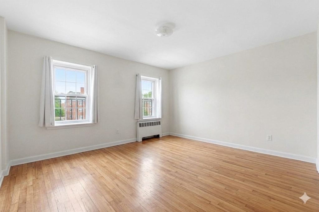 9 Lennon Ct # 13