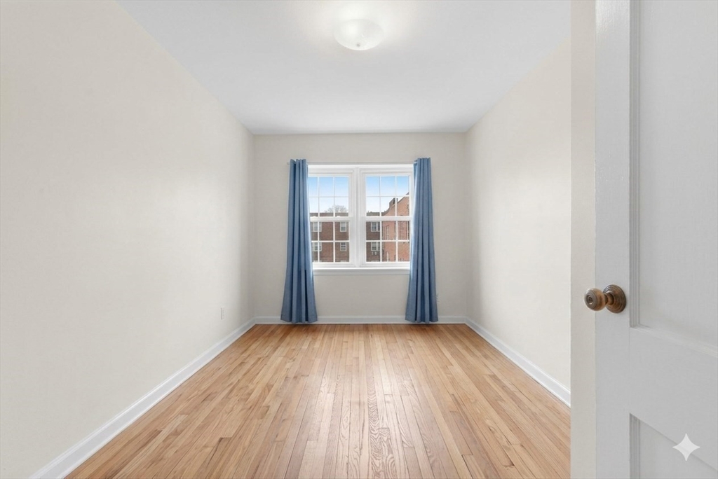 9 Lennon Ct # 13