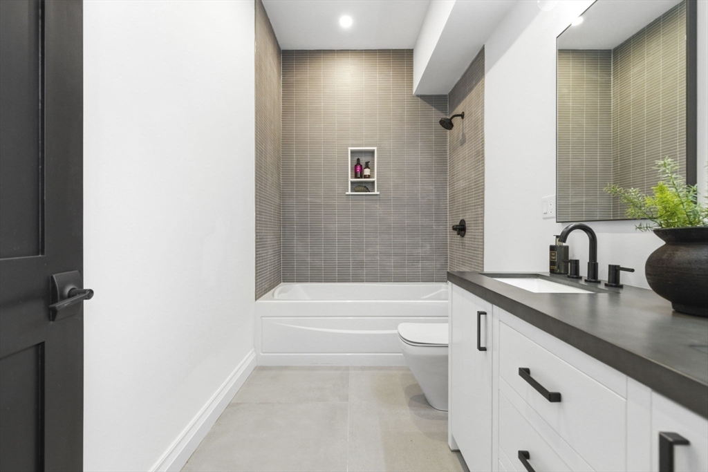 520 East Broadway # 2