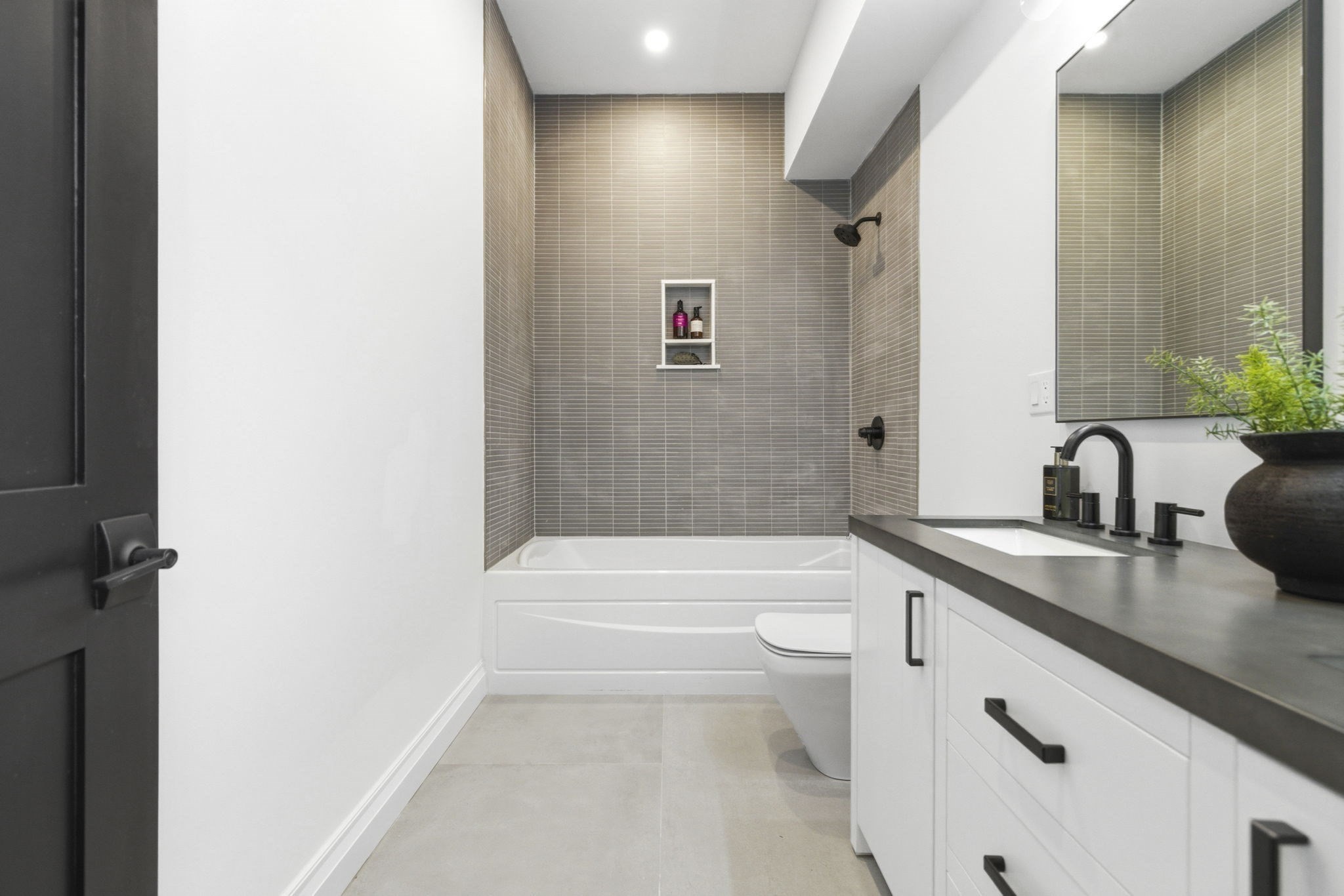 520 East Broadway # 2