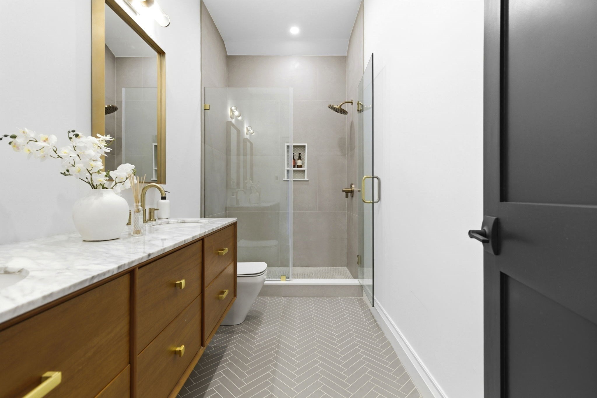 520 East Broadway # 2