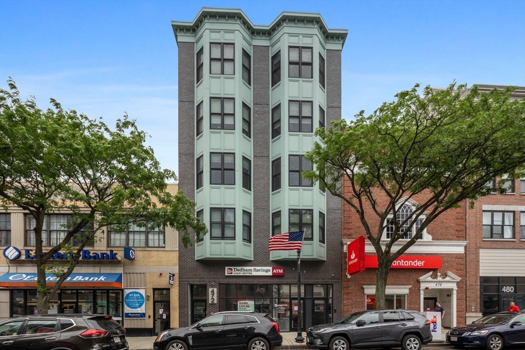 472 W Broadway # 202