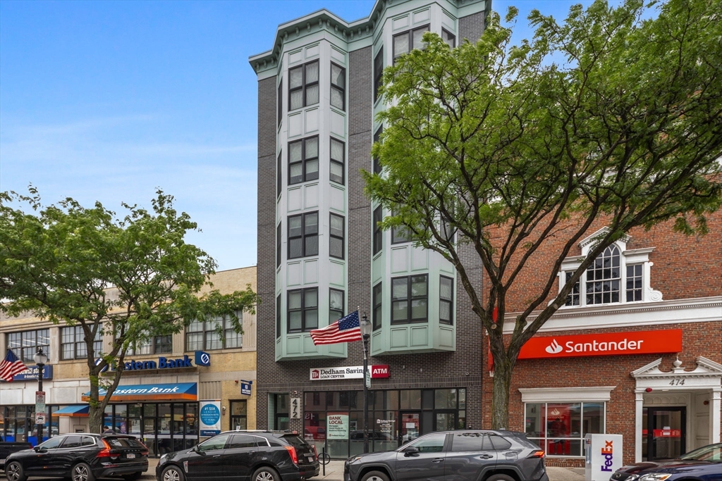 472 W Broadway # 202