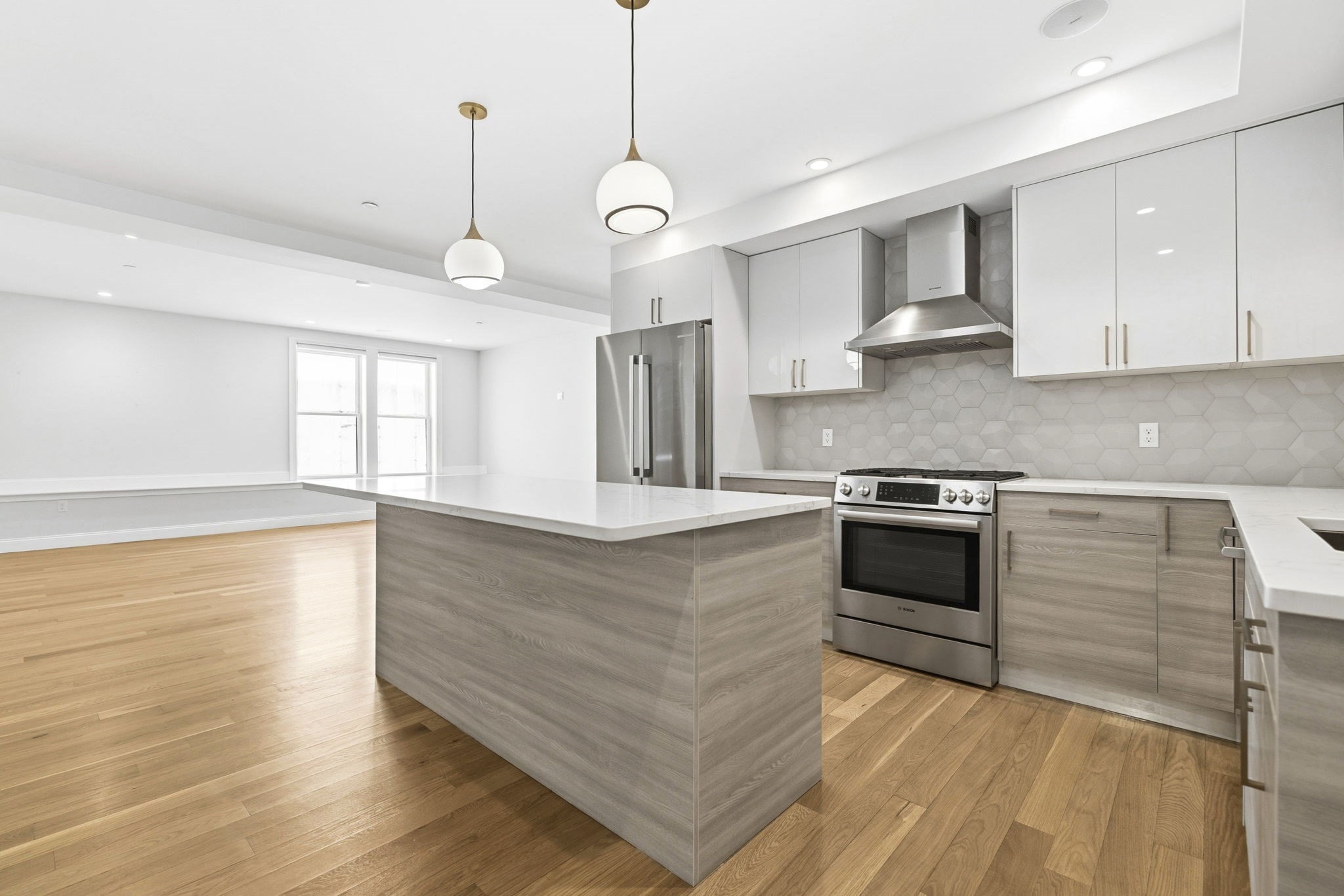 40 Westmoreland St # 2