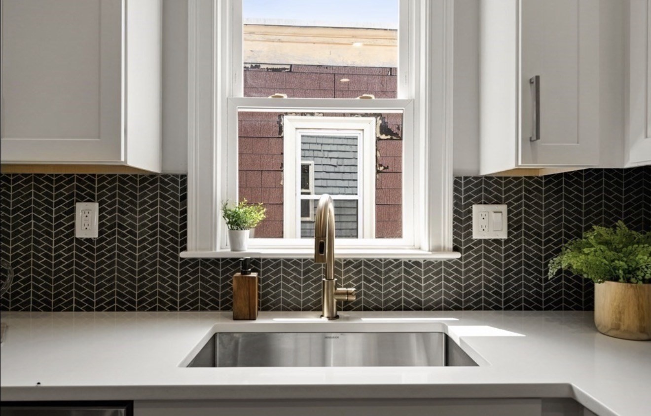 17 Van Winkle Street # 3