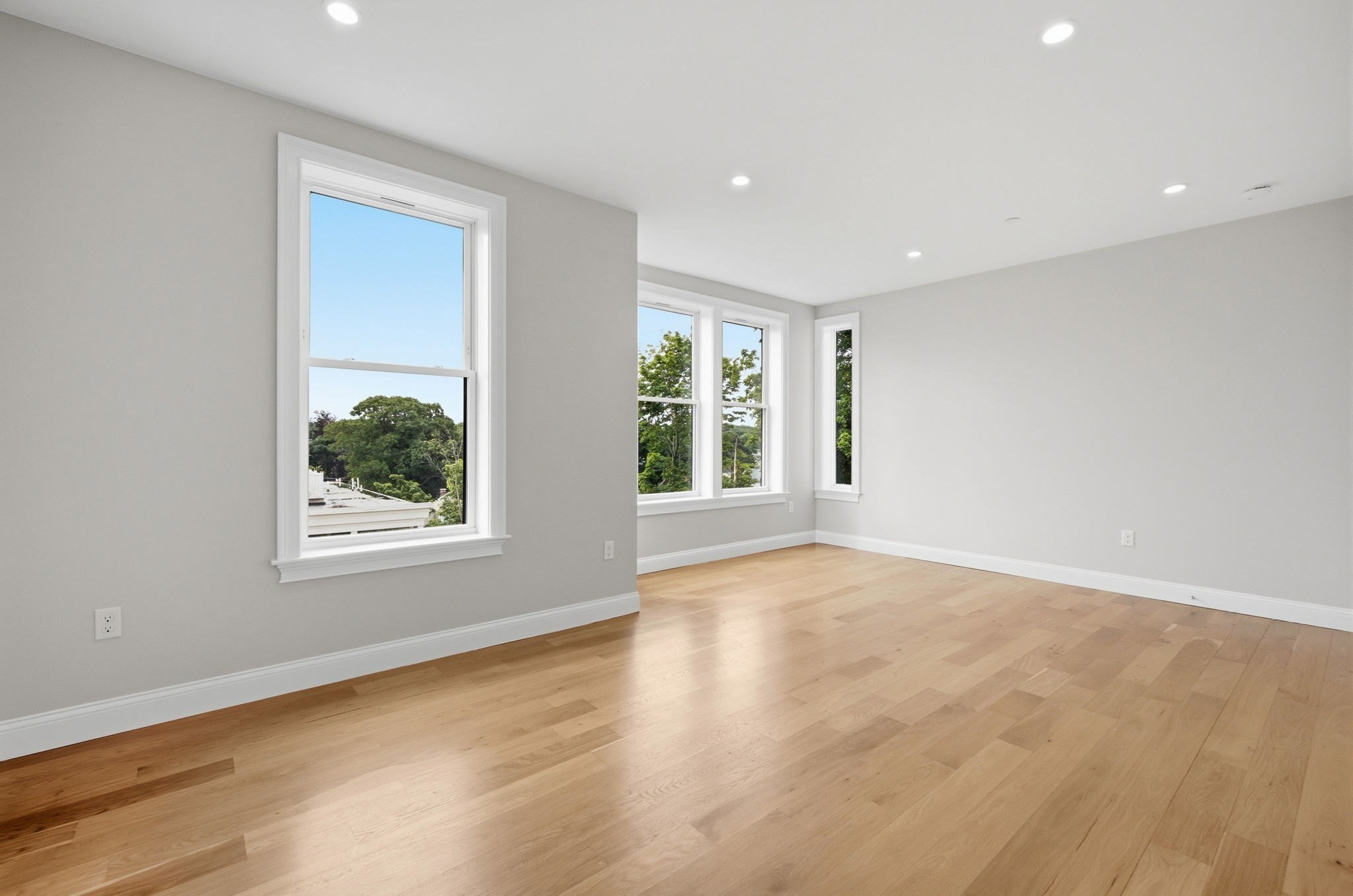 40 Westmoreland St # 8