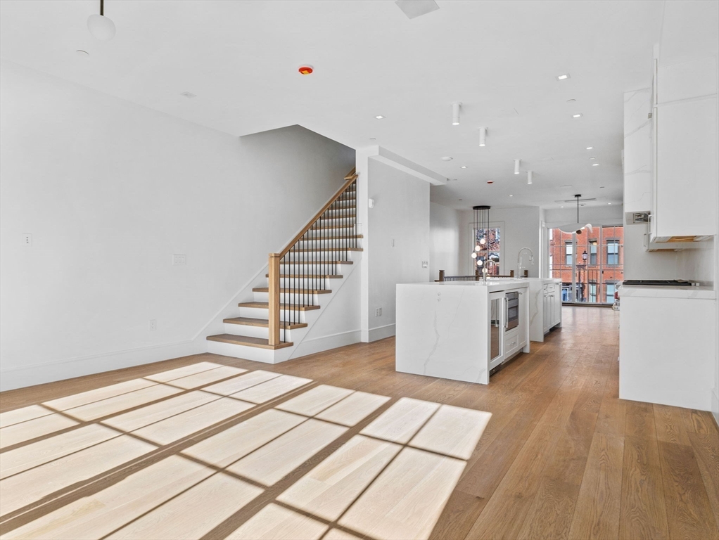 561 East Broadway # 561