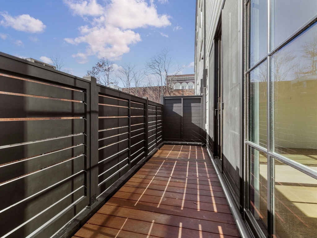 561 East Broadway # 561