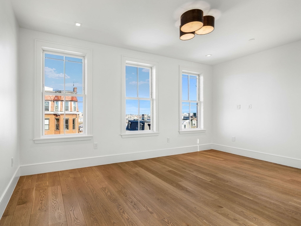 561 East Broadway # 561