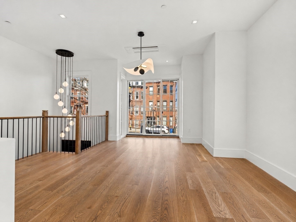 561 East Broadway # 561