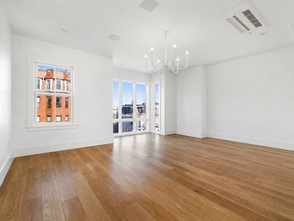 561 East Broadway # 561