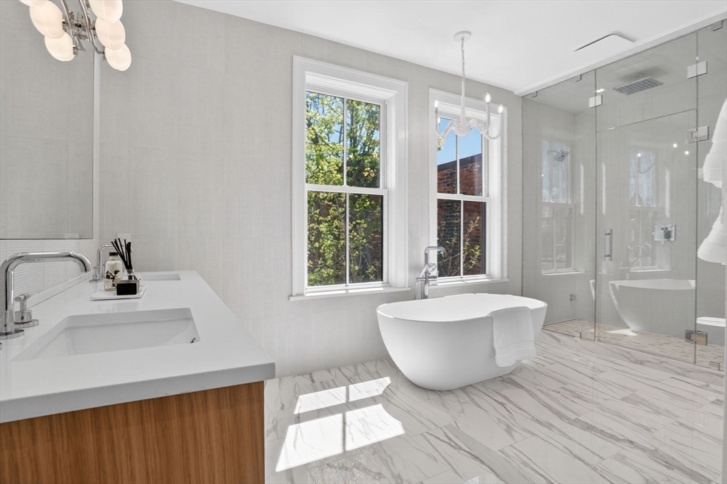 561 East Broadway # 561