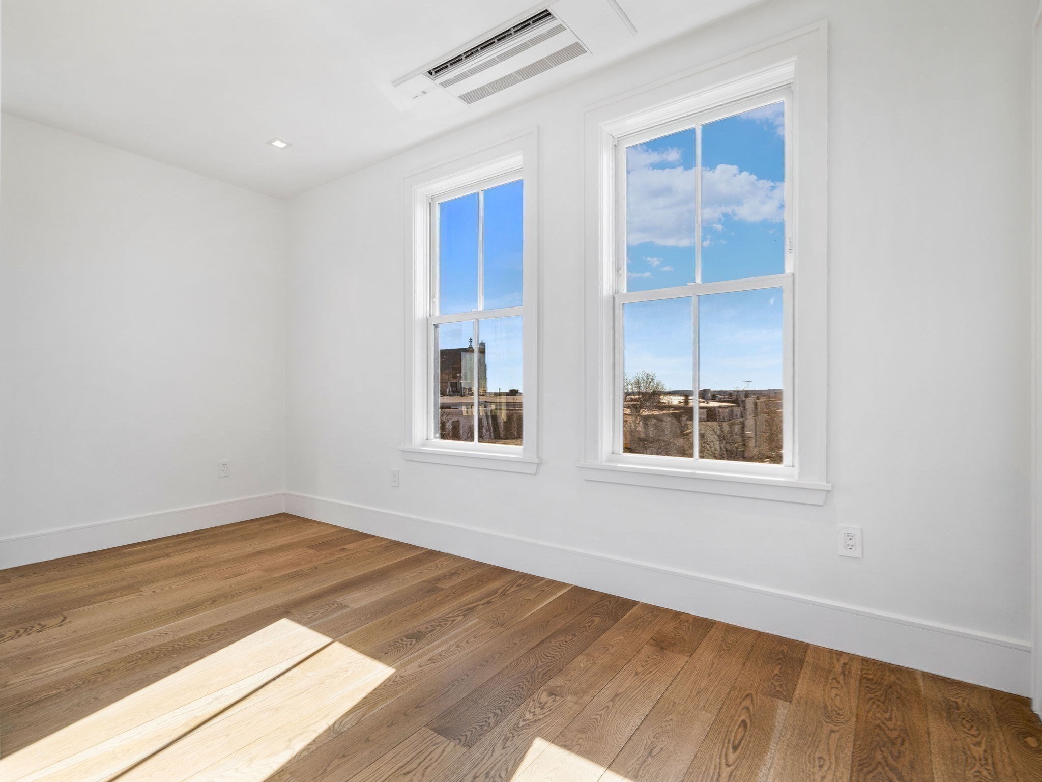 561 East Broadway # 561