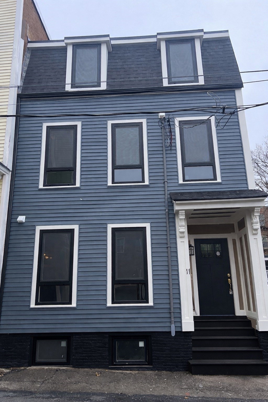 11 Burrill Pl # 3