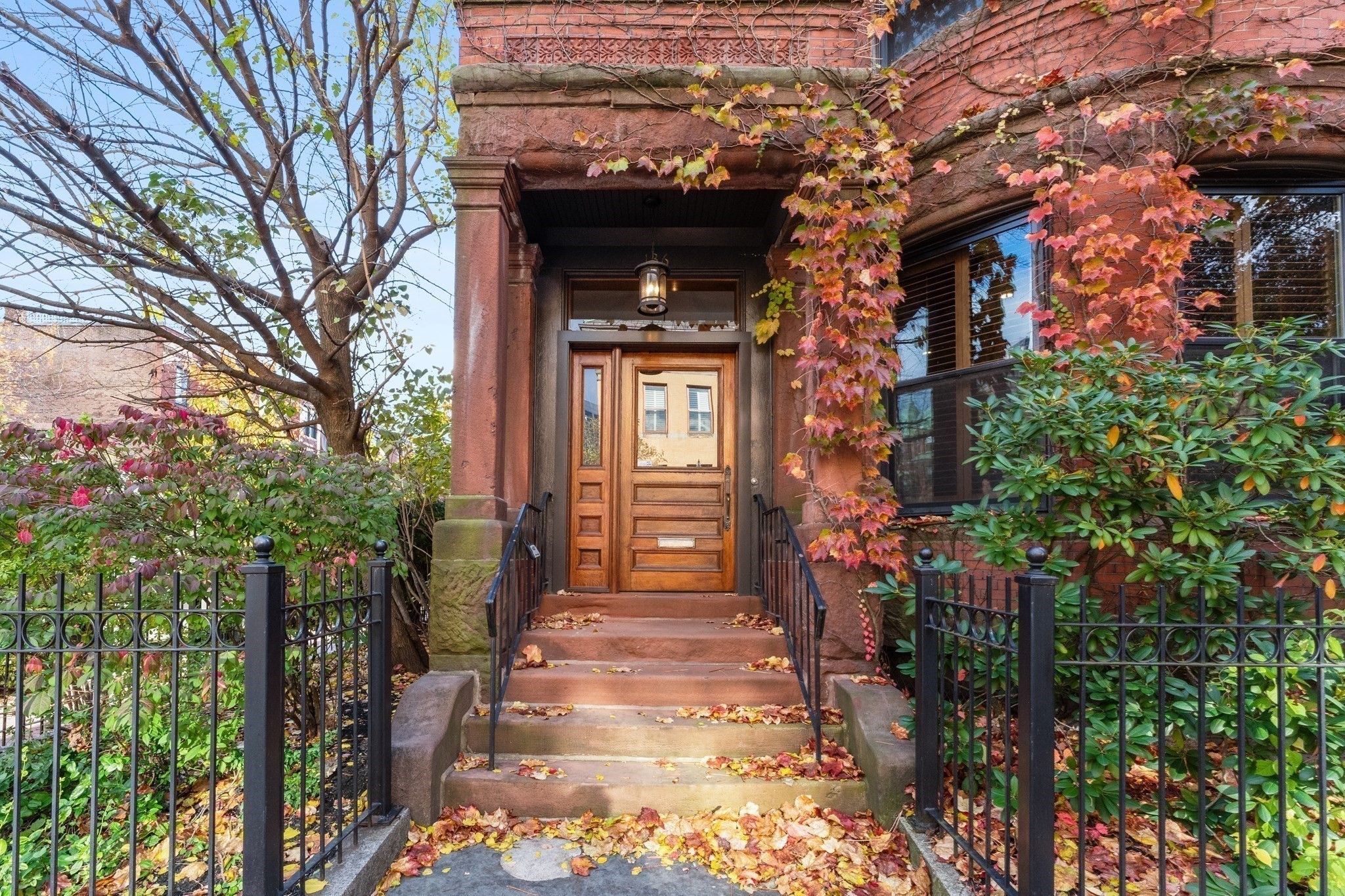 136 Saint Botolph St # 136