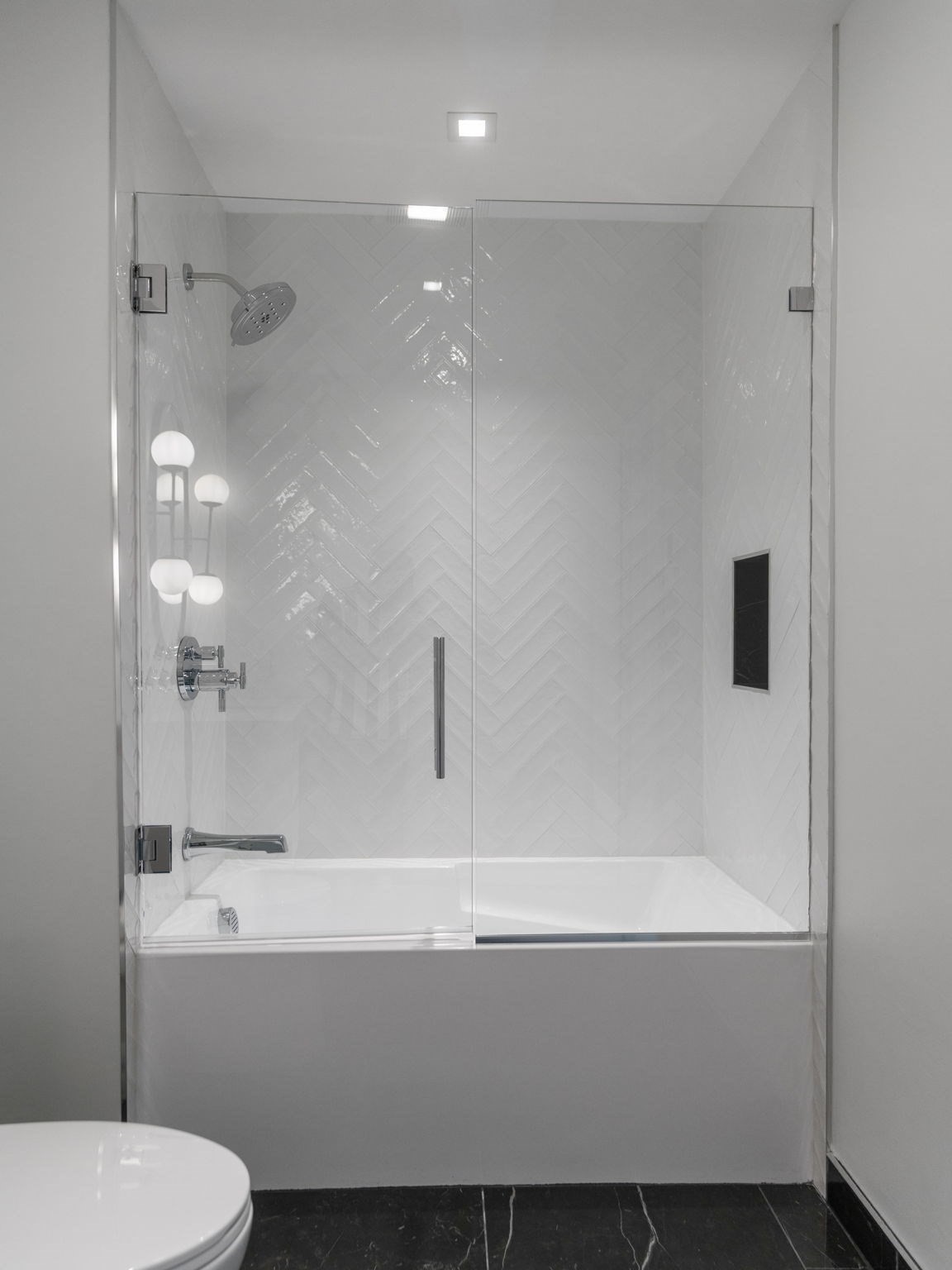555 E Broadway # 555