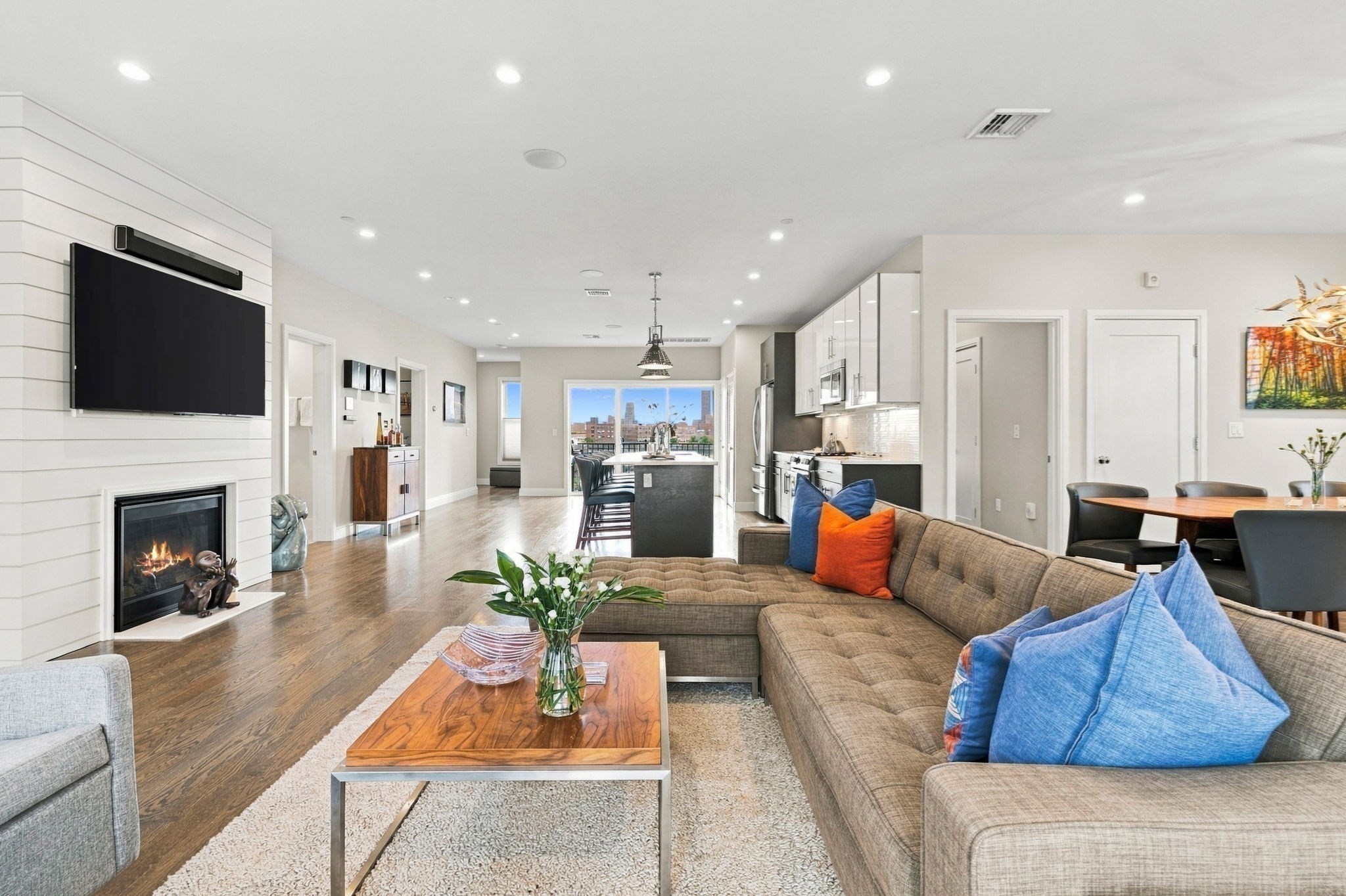 8 Baker Ct # 4