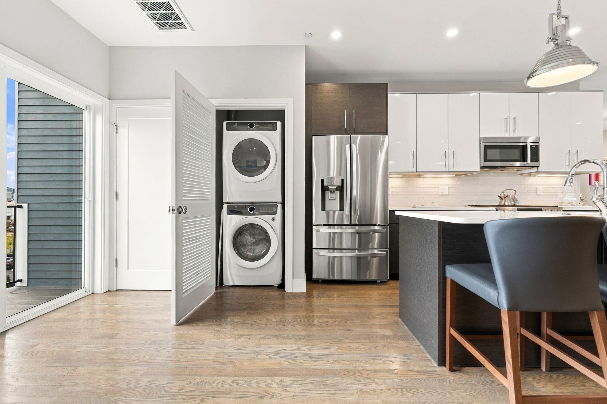 8 Baker Ct # 4