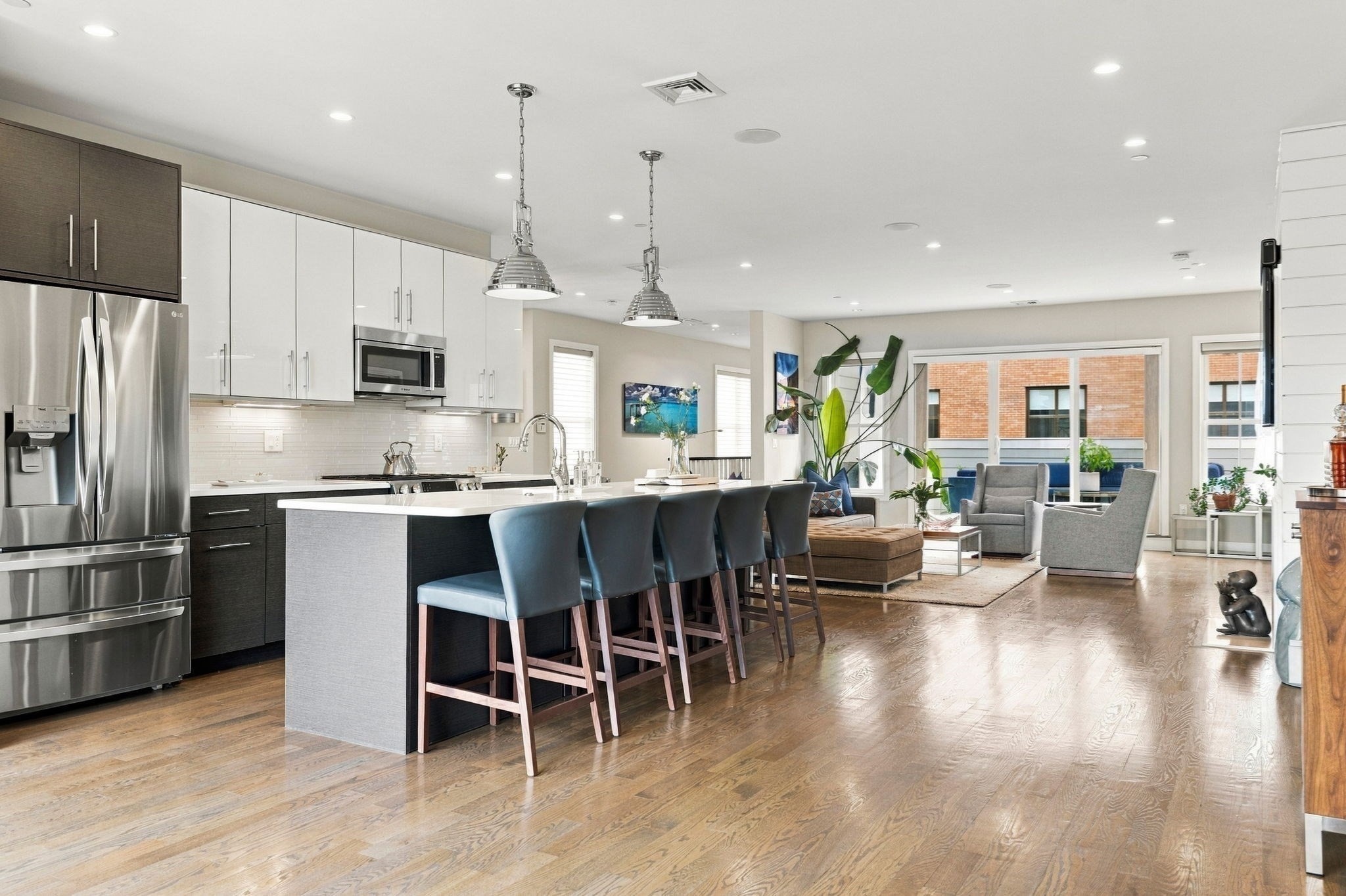 8 Baker Ct # 4