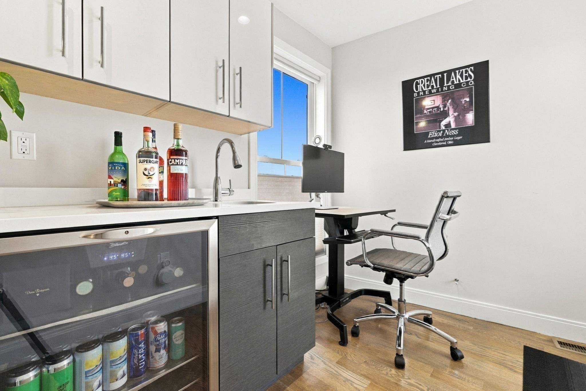 8 Baker Ct # 4
