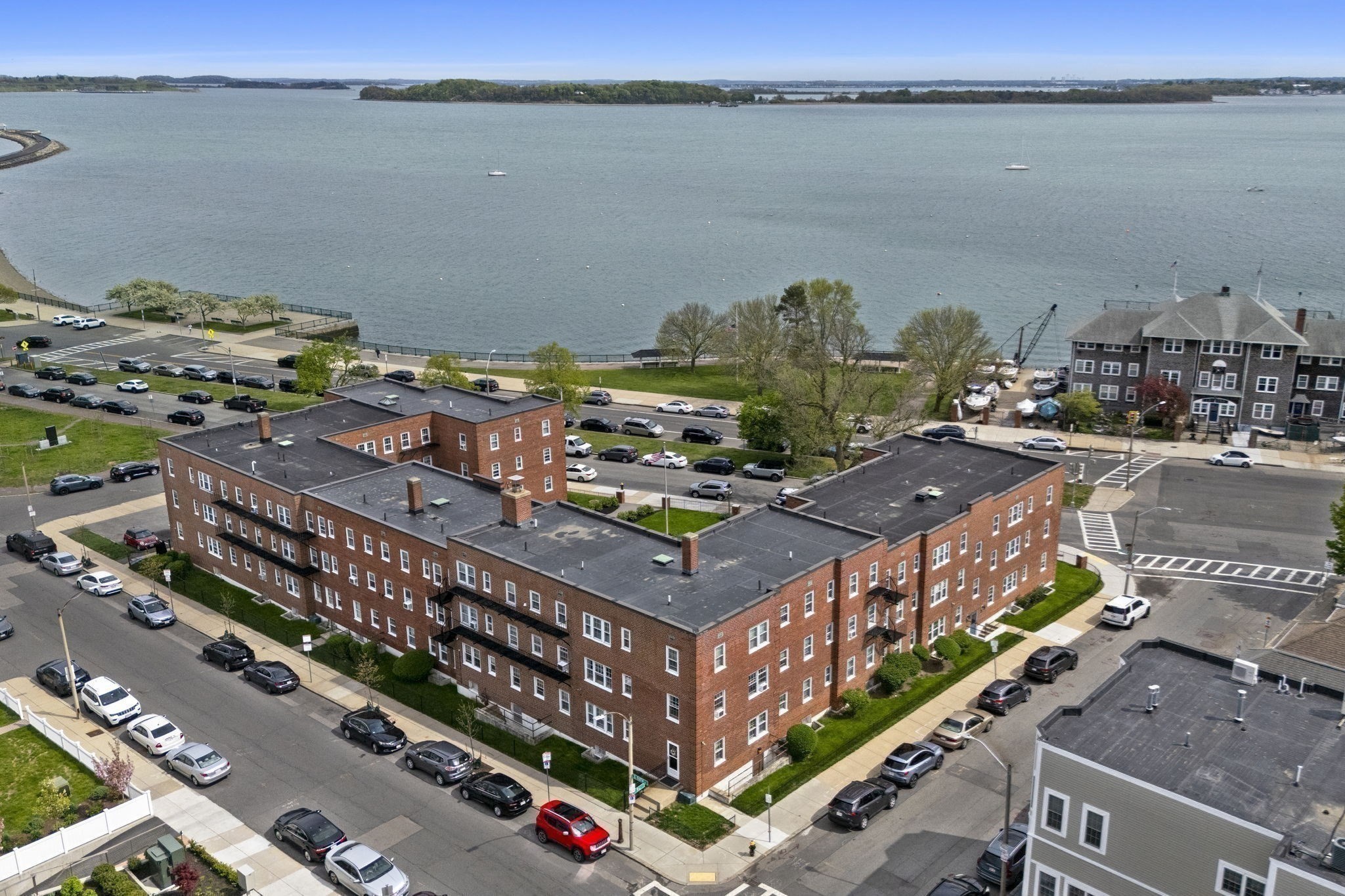 9 Lennon Ct # 13