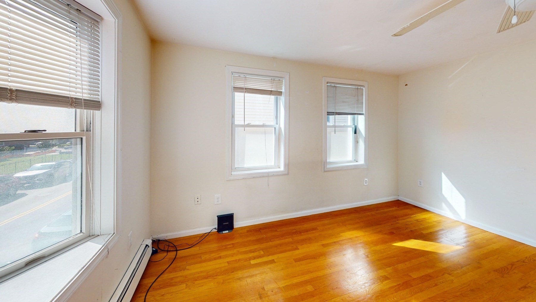 115 L St # 1