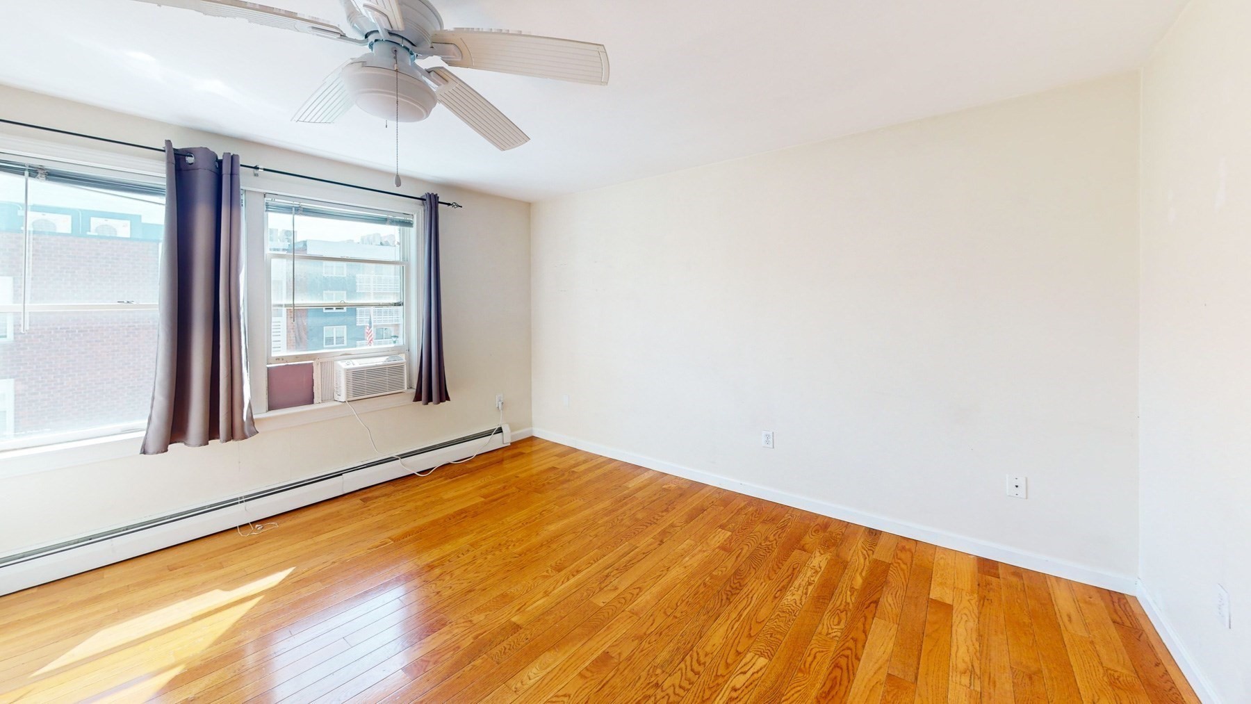 115 L St # 1