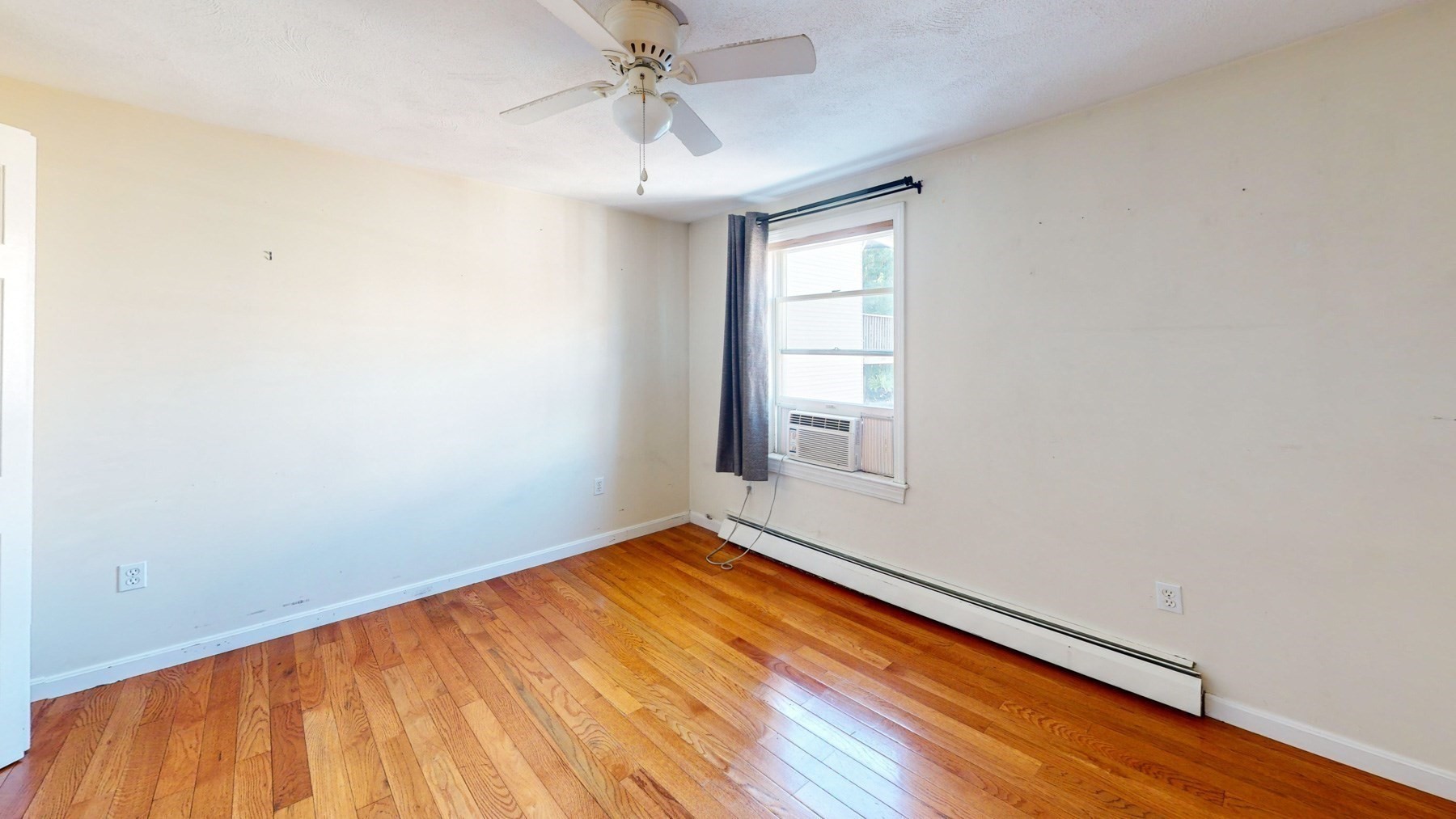 115 L St # 1