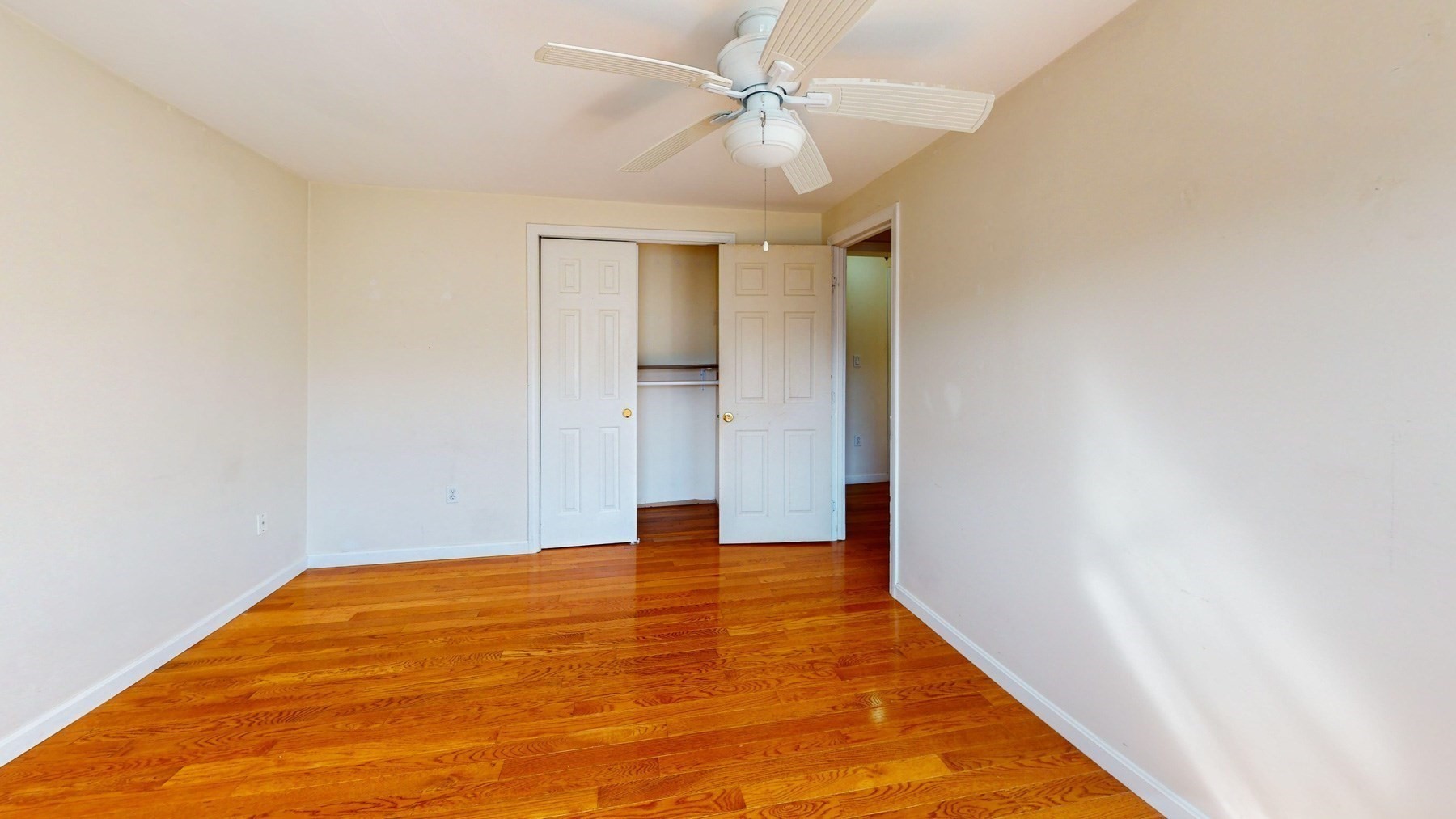 115 L St # 1