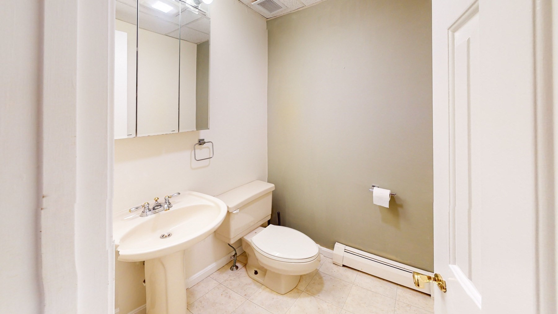 115 L St # 1