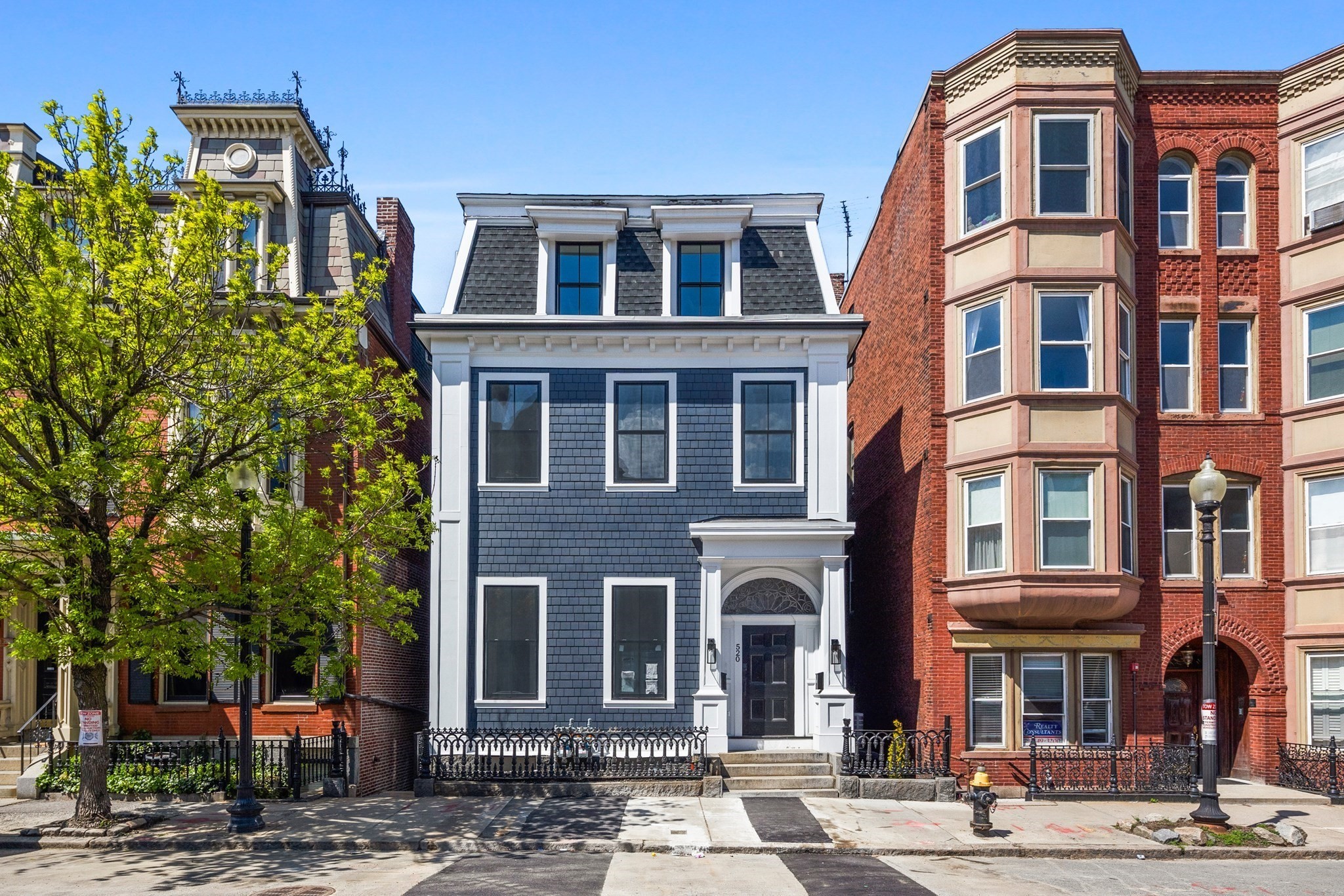 520 E Broadway