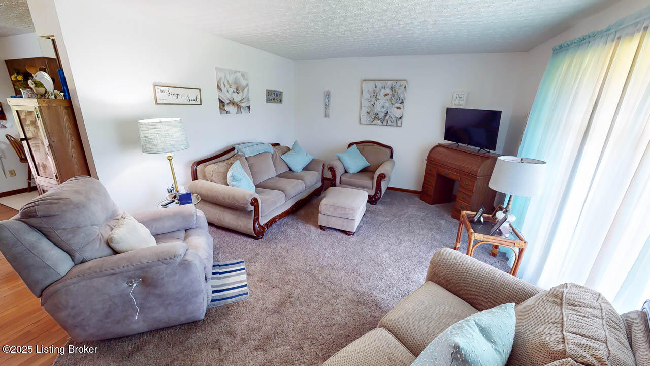 2149 Shrewsbury Rd