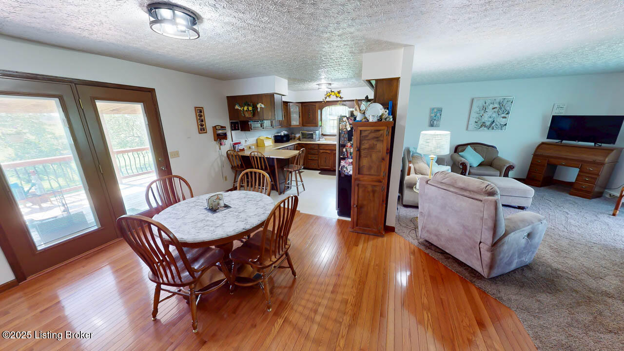 2149 Shrewsbury Rd