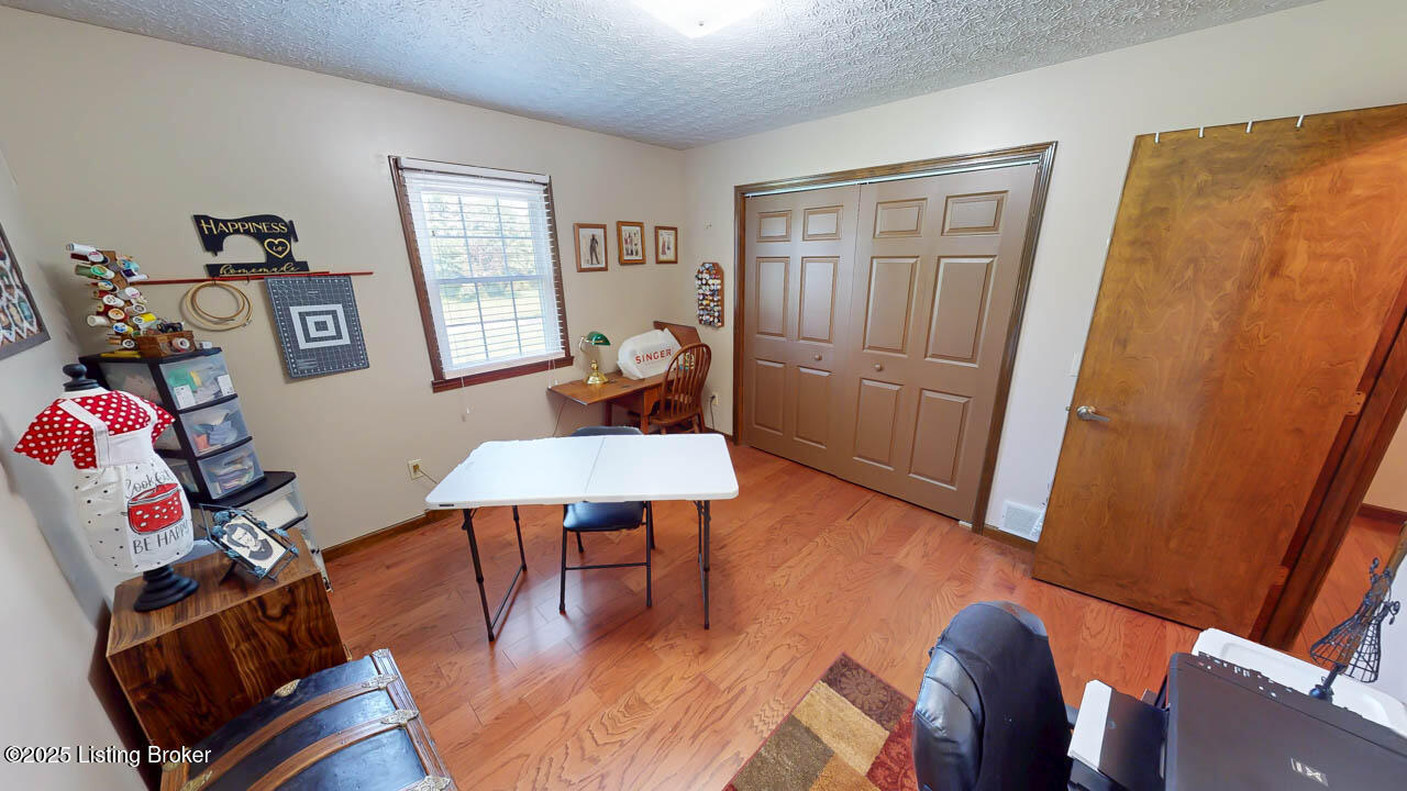 2149 Shrewsbury Rd