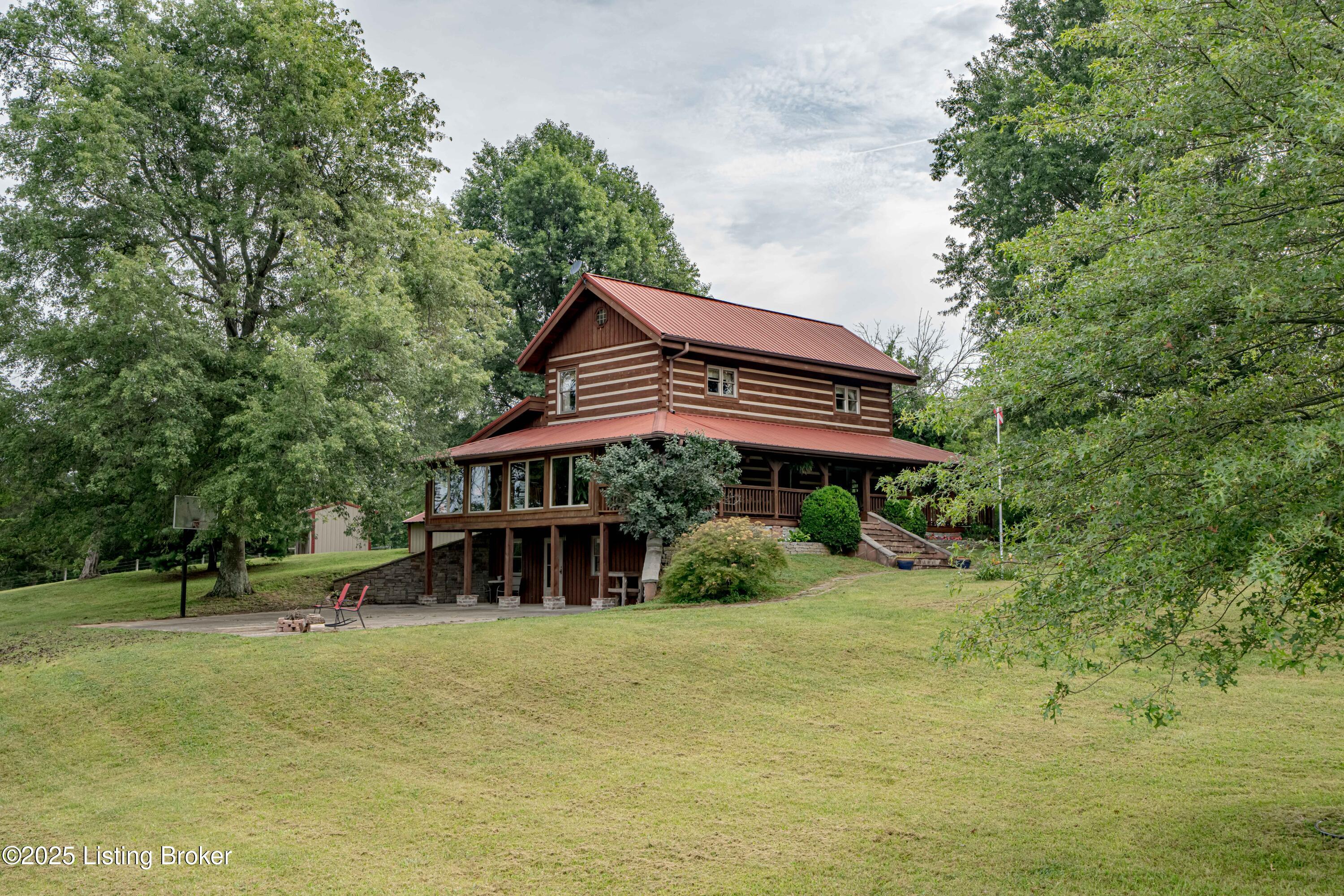 5846 Valley Creek Rd