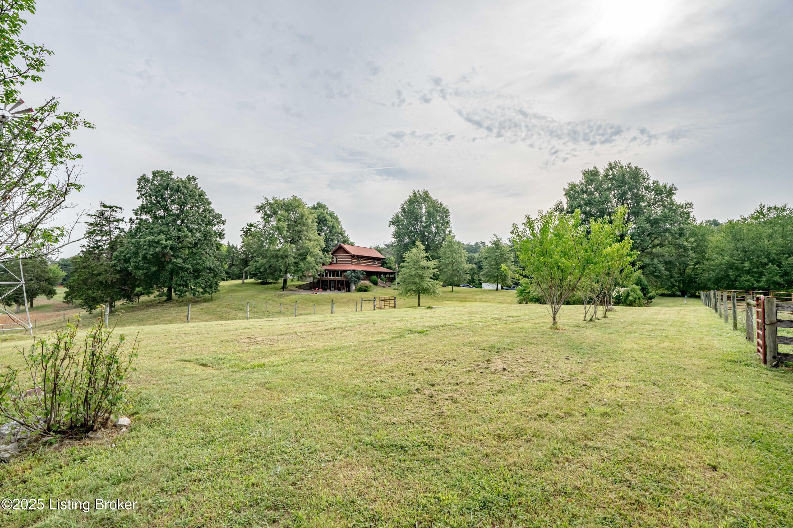 5846 Valley Creek Rd