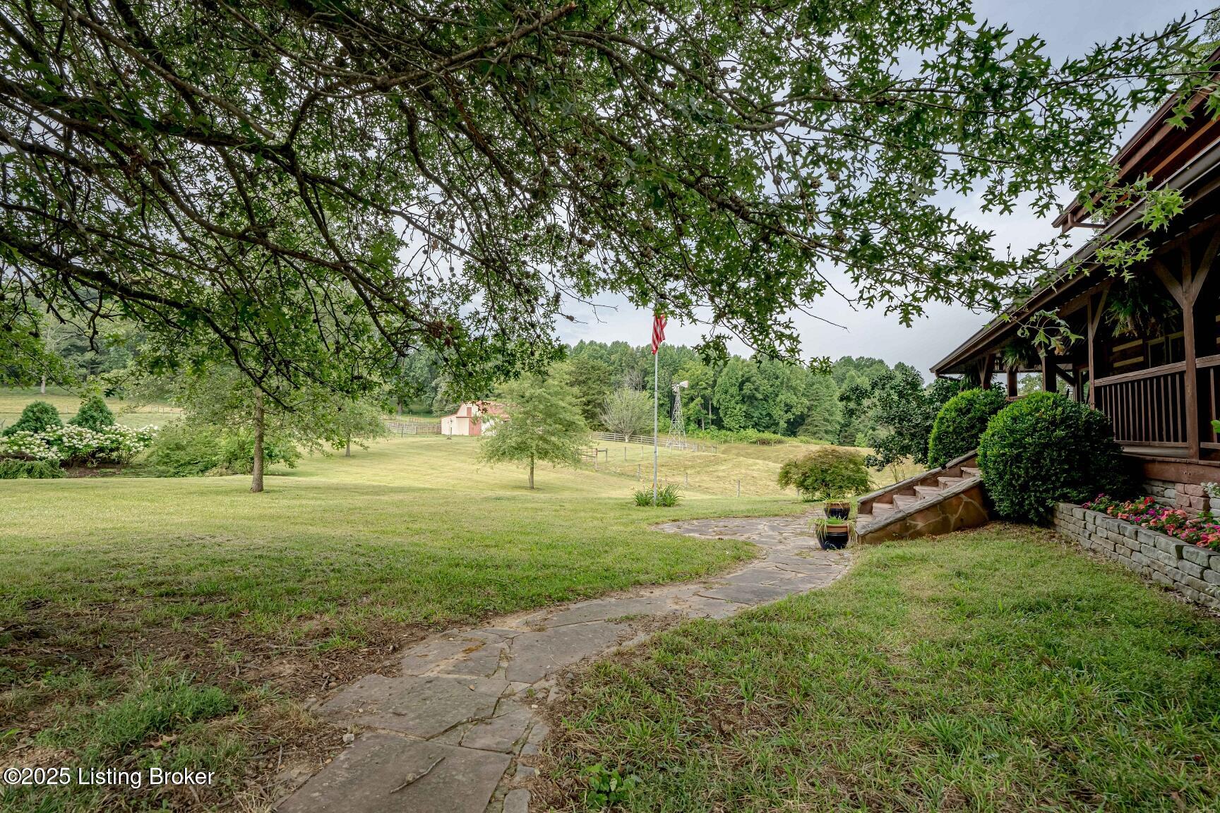 5846 Valley Creek Rd