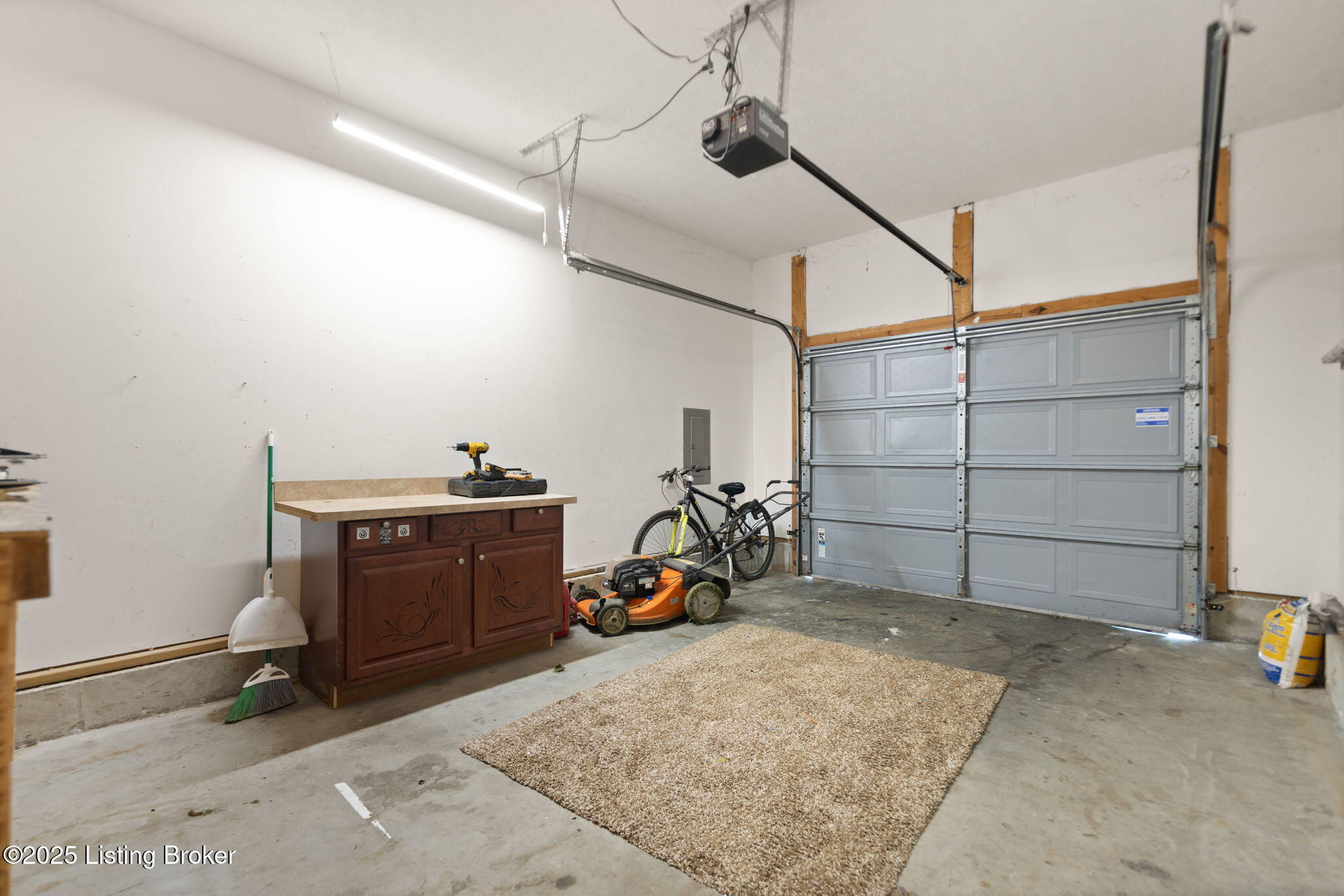 226 7th Ave