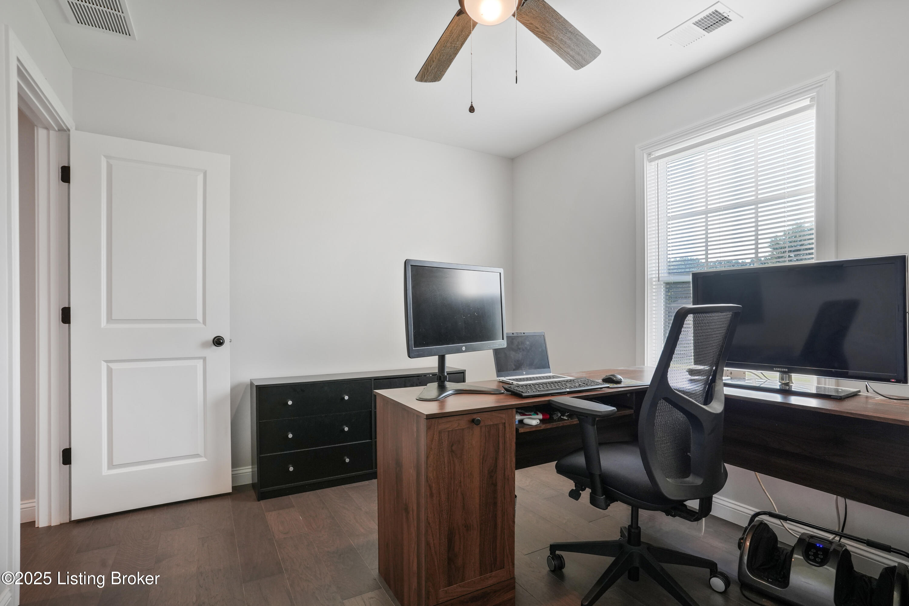 102 Devers Ct