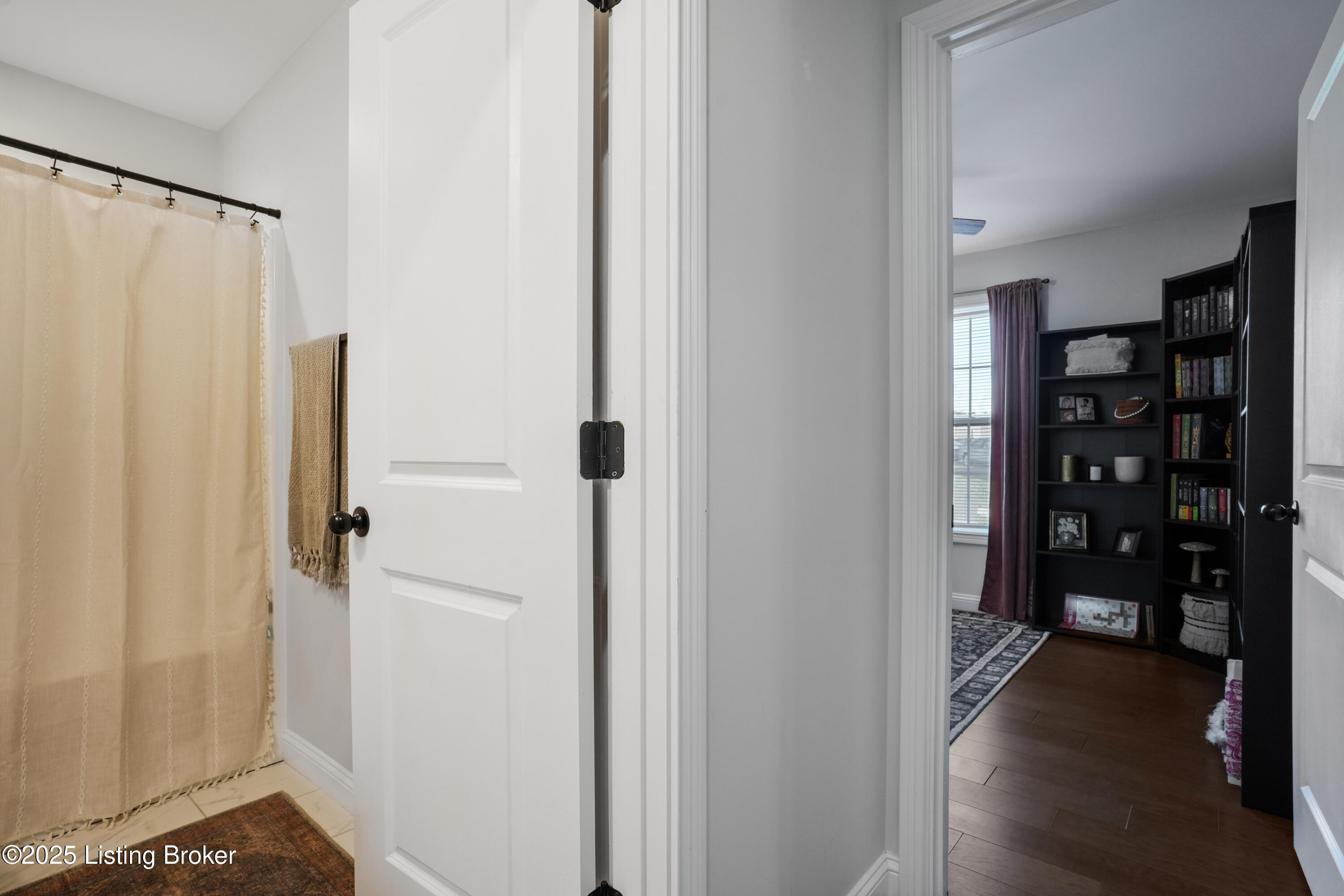 102 Devers Ct