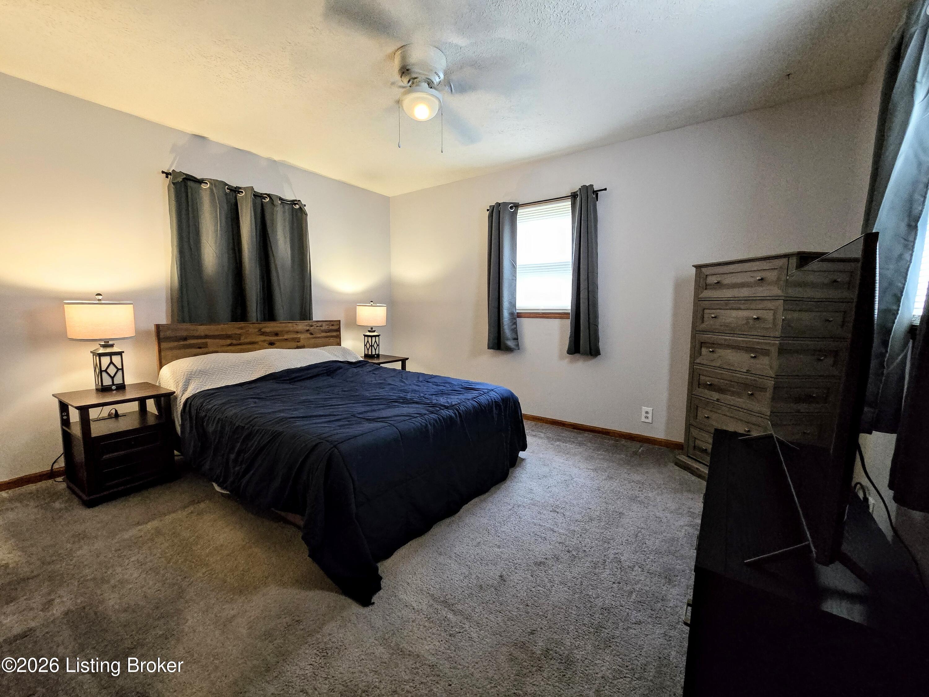 5565 Bruce Avenue Ave