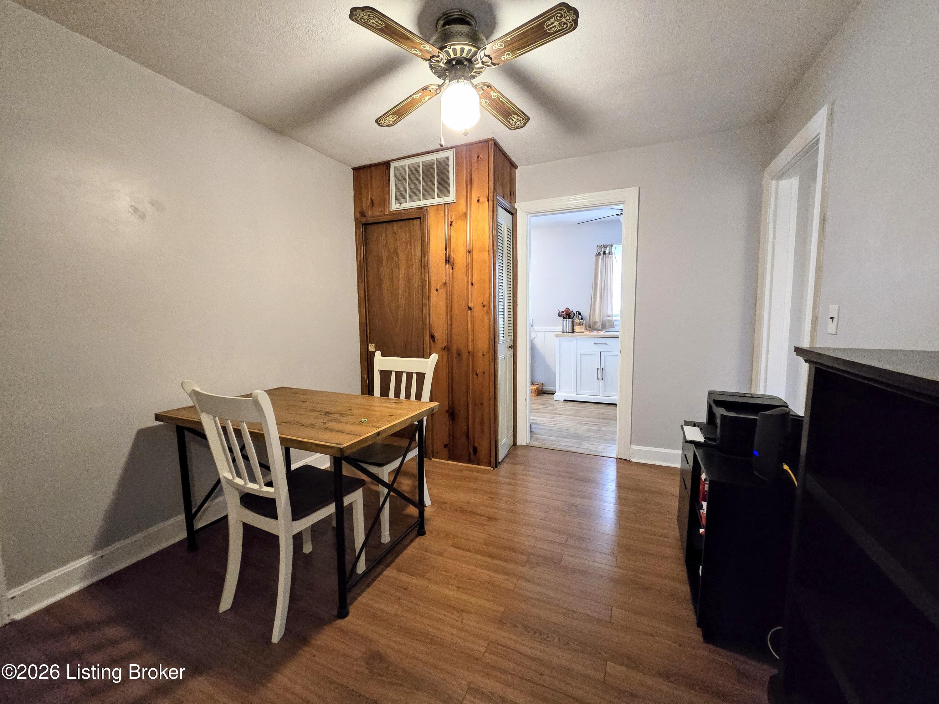 5565 Bruce Avenue Ave